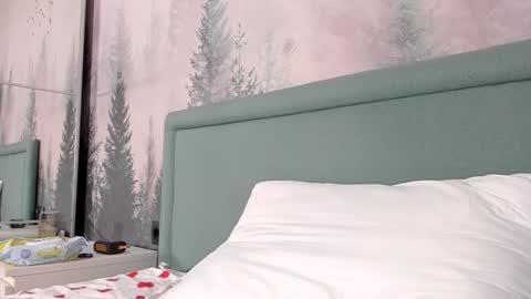 Snapshot of danny_love01 chatting on 12/14/24, 03:04 danny online show from 12/14/24, 03:04