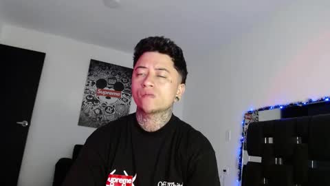 Snapshot of danny_stark chatting on 12/31/24, 12:43 Danny online show from 12/31/24, 12:43