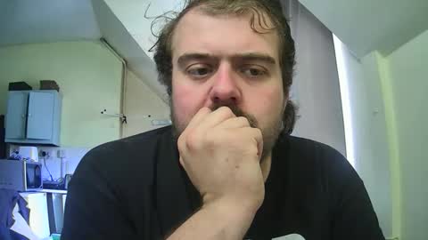 Snapshot of dannyb0y95 chatting on 09/18/25, 10:28 Danny online show from 09/18/25, 10:28