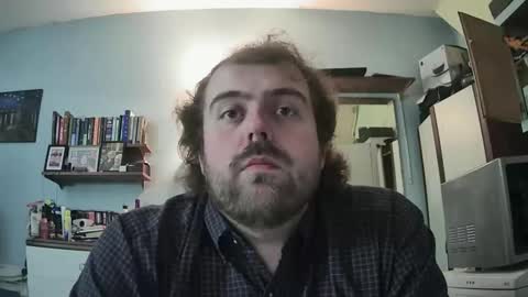 Snapshot of dannyb0y95 chatting on 11/02/25, 08:22 Danny online show from 11/02/25, 08:22