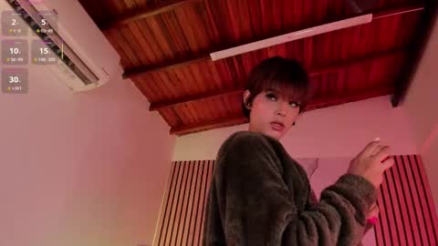 Snapshot of dannysastar_ chatting on 10/25/25, 08:58 DANNYSA online show from 10/25/25, 08:58