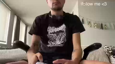 Danny online show from 09/21/25, 02:40