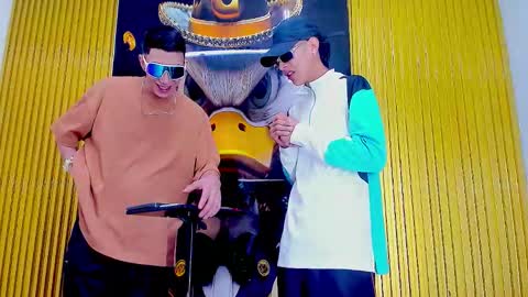 dante_brown1 online show from 10/10/25, 09:03