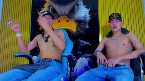 dante_brown1 online show from 11/28/25, 09:28