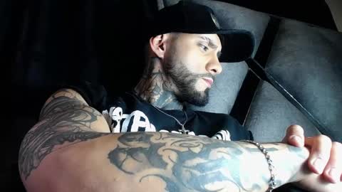 dante_d_angelo_ online show from 05/17/26, 06:44