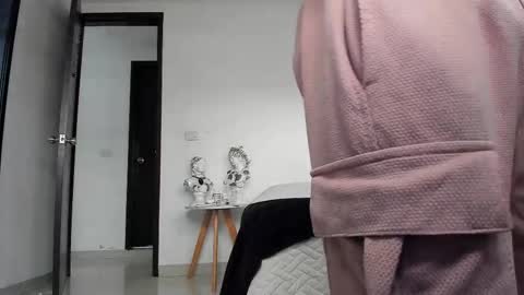 Snapshot of dantecummingss chatting on 11/05/25, 12:27 Dante online show from 11/05/25, 12:27