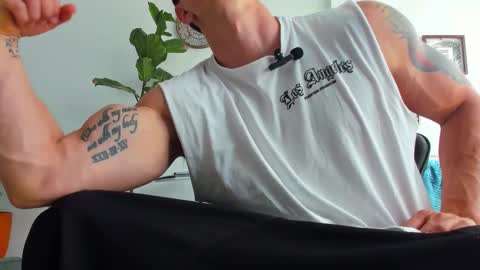 Snapshot of dantecummingss chatting on 12/14/25, 06:45 Dante online show from 12/14/25, 06:45