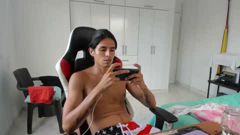 X Dante7373574 online show from 11/25/25, 09:59