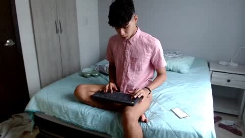 Dany everglot online show from 12/23/24, 12:08