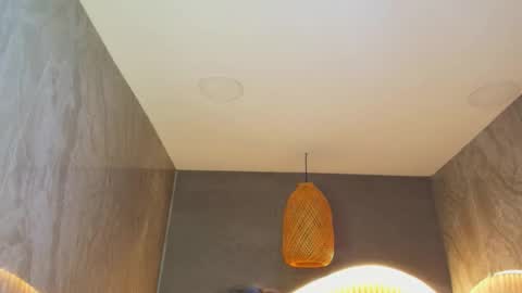 Dany online show from 10/16/25, 01:34