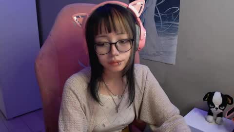 Snapshot of danyelleeyermann chatting on 04/13/26, 01:05 danyelleeyermann online show from 04/13/26, 01:05