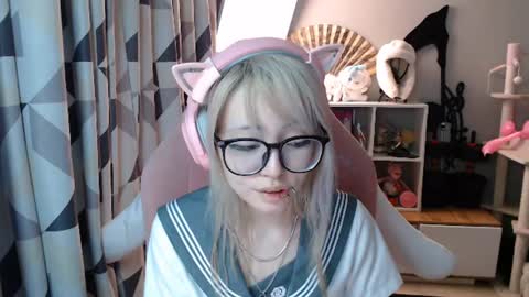 Snapshot of danyelleeyermann chatting on 07/19/26, 01:59 danyelleeyermann online show from 07/19/26, 01:59