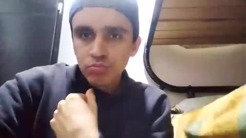 Daniel online show from 12/21/25, 08:27