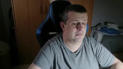 danysanchez1981 online show from 02/04/26, 03:40