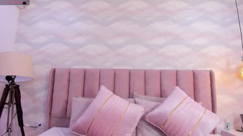 Snapshot of danysweet_ chatting on 01/13/25, 11:38 Daniela online show from 01/13/25, 11:38