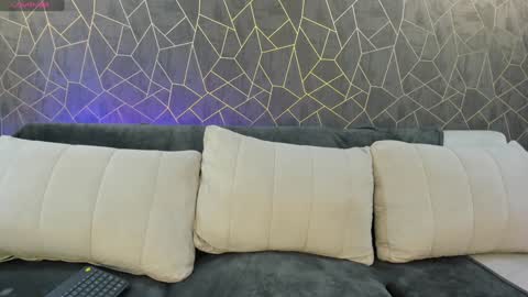 Snapshot of danysweet_ chatting on 01/15/25, 05:08 Daniela online show from 01/15/25, 05:08