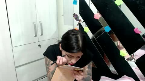 daphne877046 online show from 01/18/26, 02:04