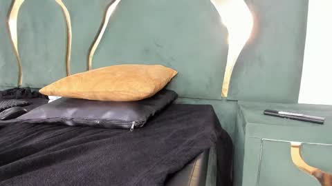 Snapshot of daphne_culeht chatting on 05/27/26, 01:57 daphne_culeht online show from 05/27/26, 01:57