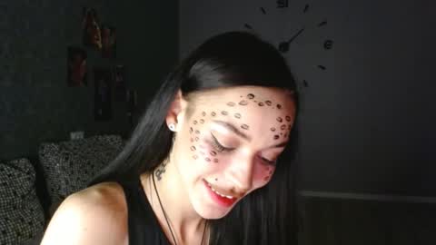 Daphne Darkthorn online show from 10/31/25, 04:52