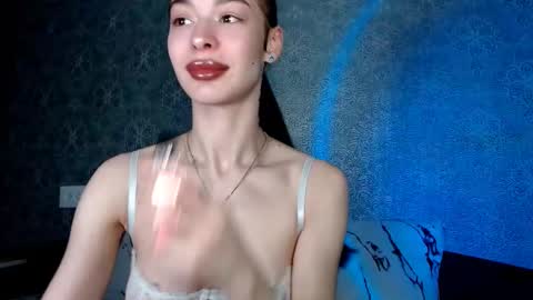 Daphne Darkthorn online show from 01/13/26, 03:45