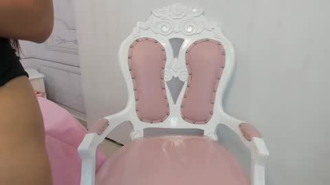 Daphne  online show from 03/12/25, 05:57