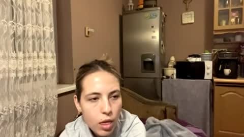 Monika online show from 04/01/26, 07:11