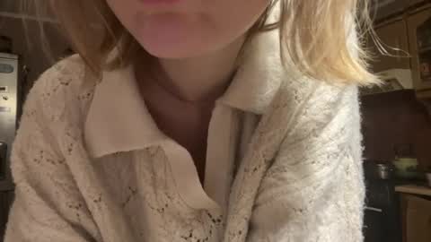 Monika online show from 04/09/26, 06:24