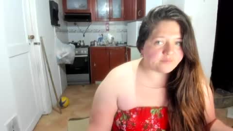 Snapshot of daphnegirlsexxy chatting on 06/14/26, 02:20 daphnegirlsexxy online show from 06/14/26, 02:20