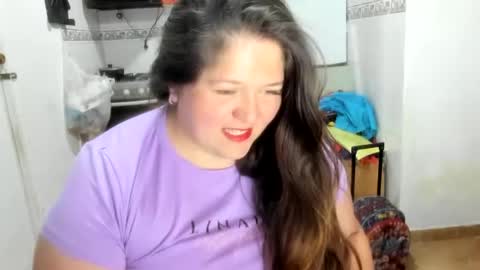 Snapshot of daphnegirlsexxy chatting on 06/15/26, 04:58 daphnegirlsexxy online show from 06/15/26, 04:58