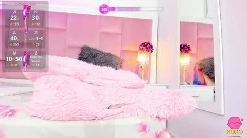 Daphne online show from 02/01/25, 01:02