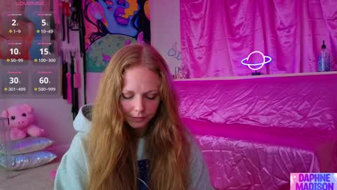 Daphne Madison online show from 02/06/26, 10:13