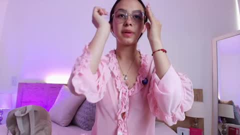 daphnevalucci online show from 04/27/26, 08:07