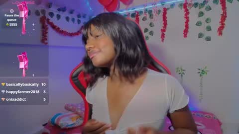 Daphne online show from 03/04/25, 02:10