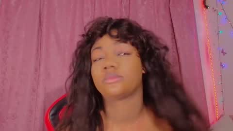 Daphne online show from 12/17/25, 10:54