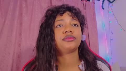 Daphne online show from 12/19/25, 10:55