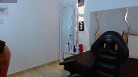 dhapnne online show from 09/23/25, 03:42