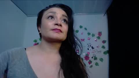 dapnne online show from 01/06/25, 03:51