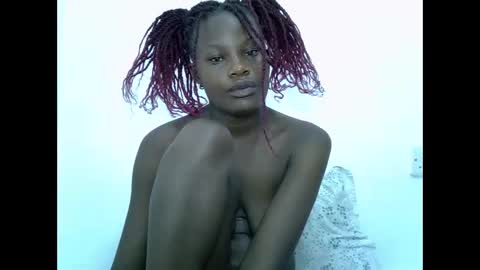 ESTHER online show from 03/02/25, 01:47