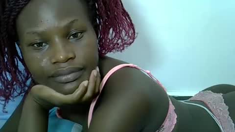 ESTHER online show from 03/05/25, 08:10