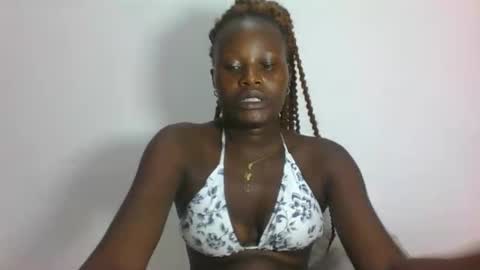 ESTHER online show from 02/06/26, 08:01