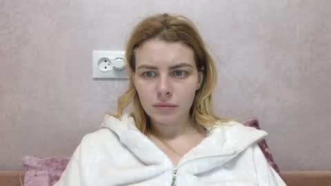 Snapshot of dariapon chatting on 12/15/24, 08:08 dariapon online show from 12/15/24, 08:08