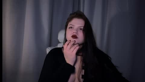 darina_wilsons online show from 03/08/26, 02:04