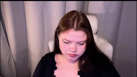darina_wilsons online show from 04/23/26, 06:54