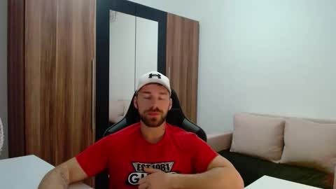 darius_94 online show from 01/15/26, 05:12