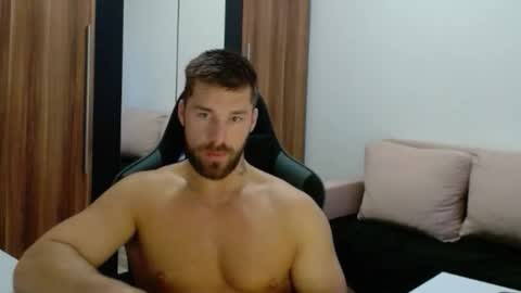 darius_94 online show from 02/13/26, 06:09