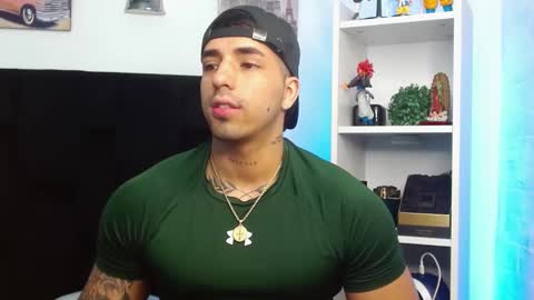 Darius Phoenix  online show from 01/25/25, 06:34