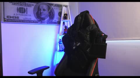 Darius Phoenix  online show from 02/03/25, 06:28