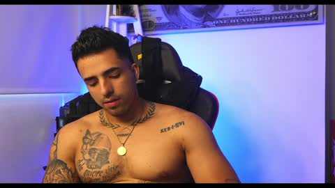 Darius Phoenix  online show from 02/03/25, 09:29