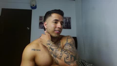 Darius Phoenix  online show from 10/15/25, 10:21