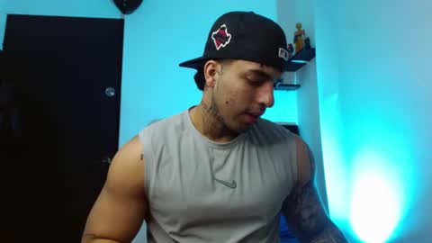 Snapshot of darius_phoenix chatting on 01/07/26, 08:22 Darius Phoenix online show from 01/07/26, 08:22